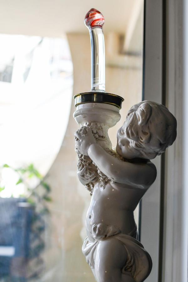Le Cherubite: Entre Erotisme Et Baroque #Sexroom #Bdsm Λα Γκραντ-Μοτ Εξωτερικό φωτογραφία